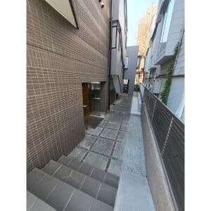 Room image 8