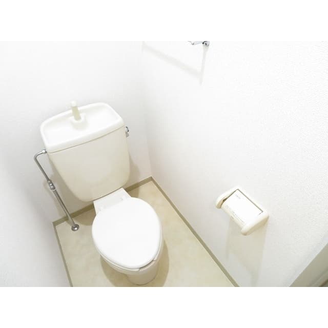 Room image 11