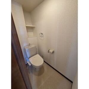 Room image 14