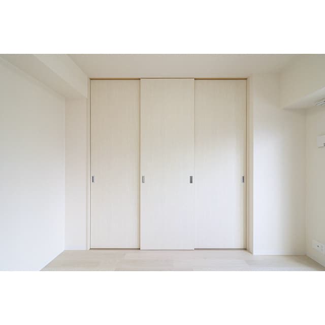 Preview interior of Minamihorie Apartment Grande