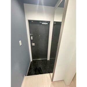 Room image 14