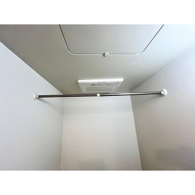 Room image 15