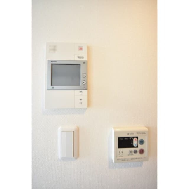 Room image 15