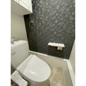 Room image 11