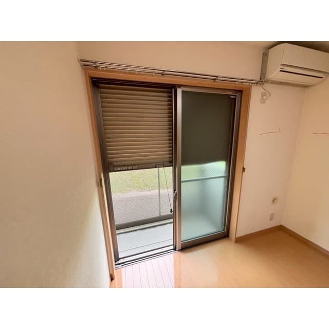 Room image 14