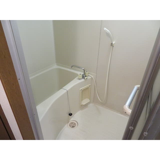 Room image 9
