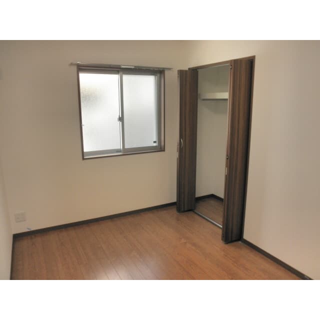 Room image 14
