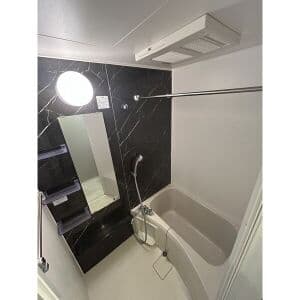 Room image 13
