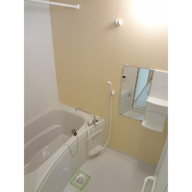 Room image 13