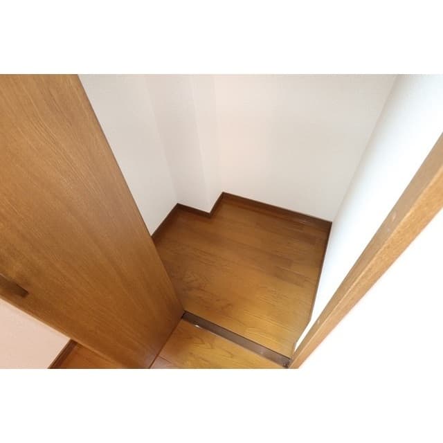Room image 14