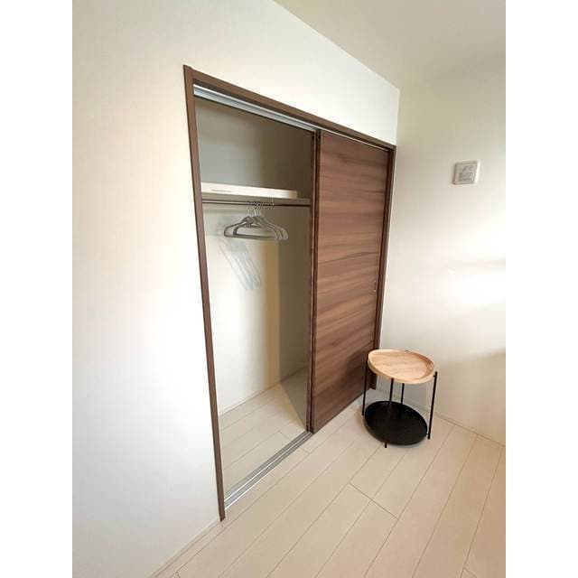 Room image 13