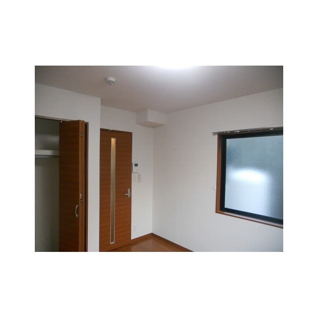 Room image 14