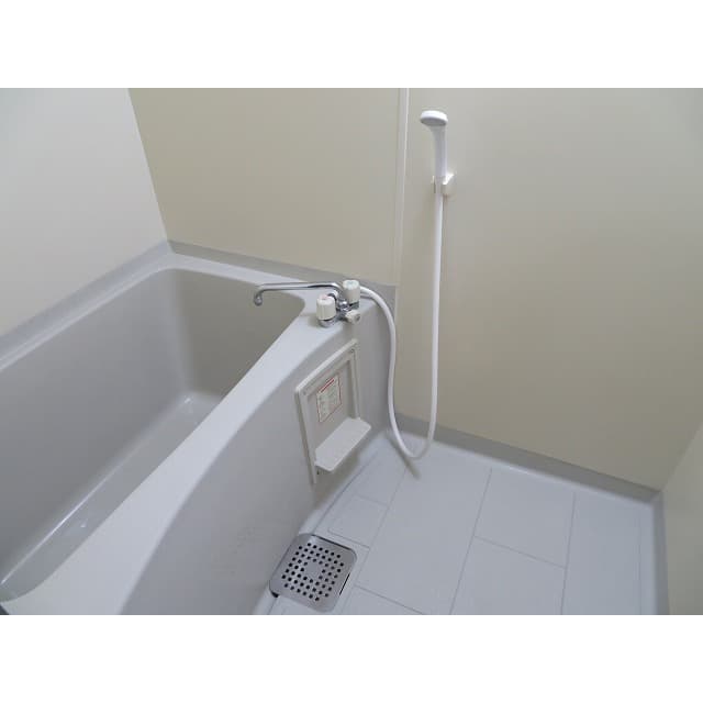 Room image 9