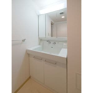 Room image 16