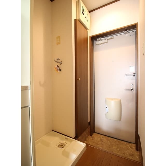 Room image 14