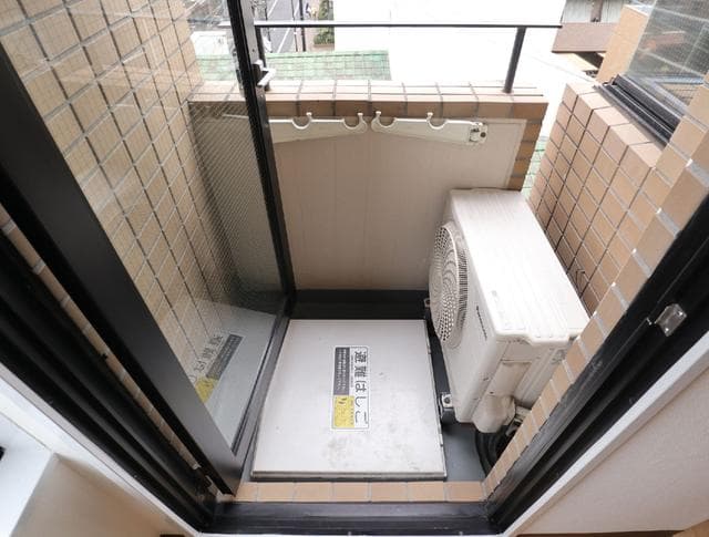 Room image 12