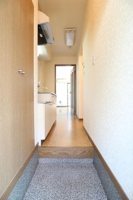 Room image 9