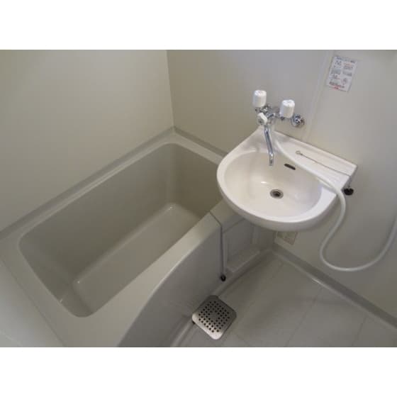 Room image 11