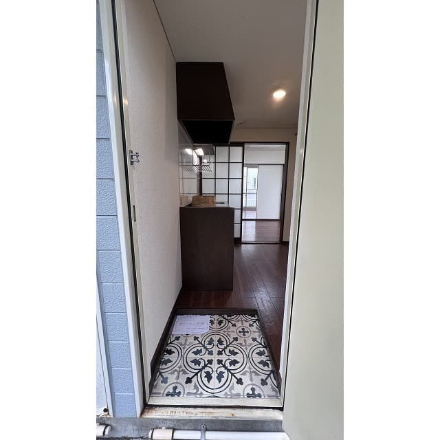 Room image 15