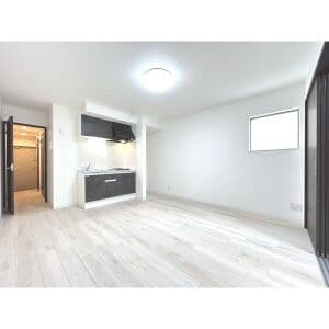 Room image 14