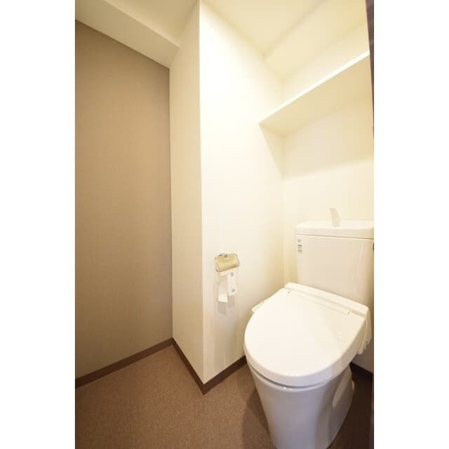 Room image 11