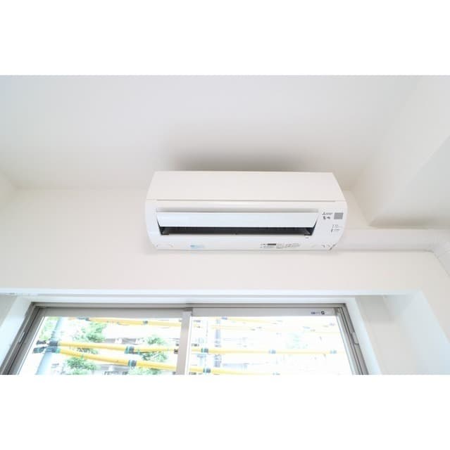 Room image 10