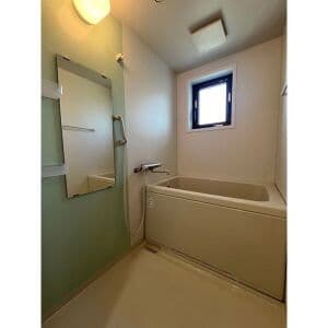 Room image 11