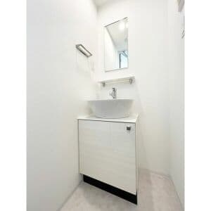 Room image 13