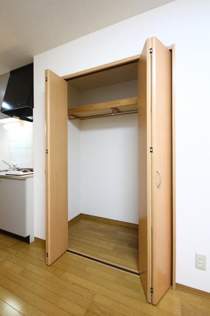 Room image 13