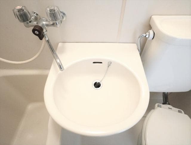 Room image 10