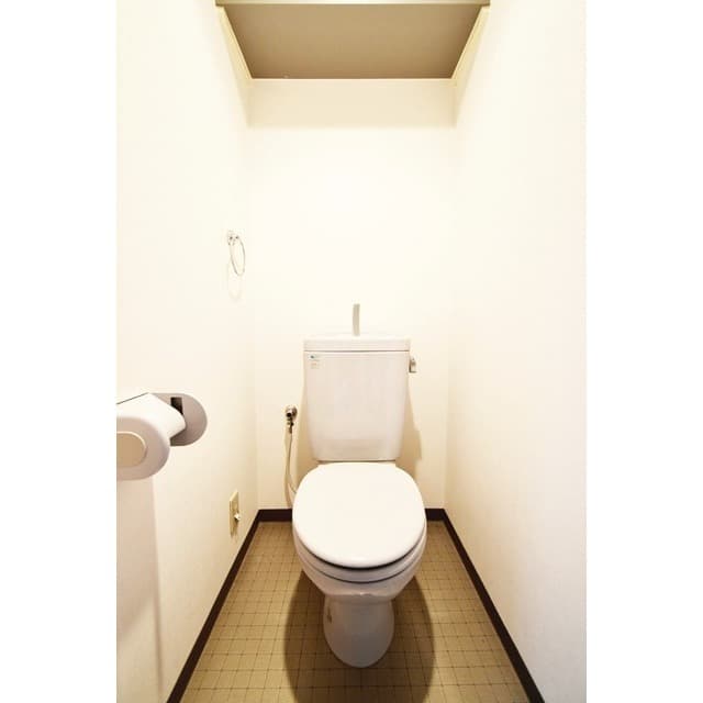 Room image 9