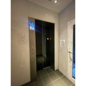 Room image 9