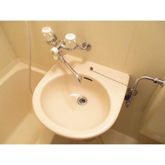 Room image 12