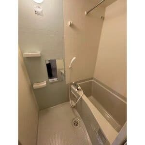 Room image 10