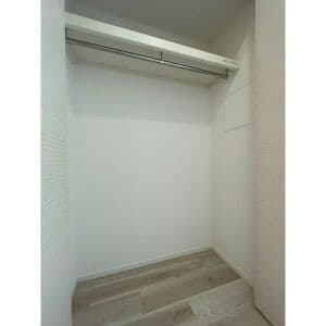 Room image 14