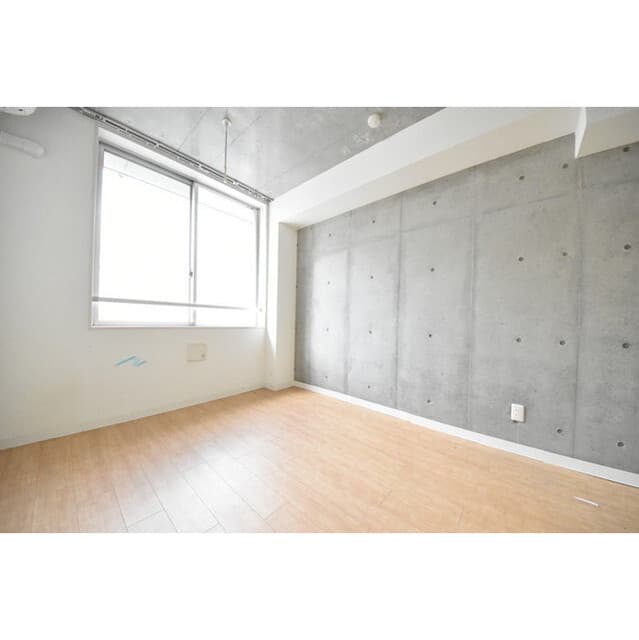 Room image 14