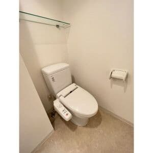 Room image 12