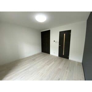 Room image 14