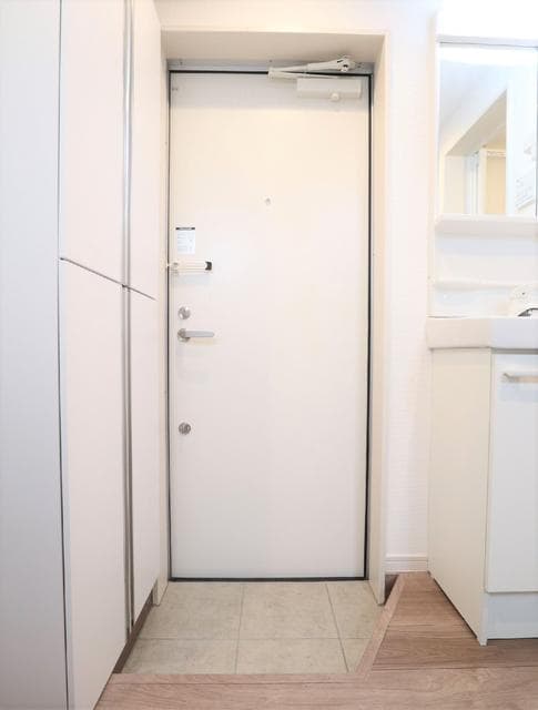 Room image 10