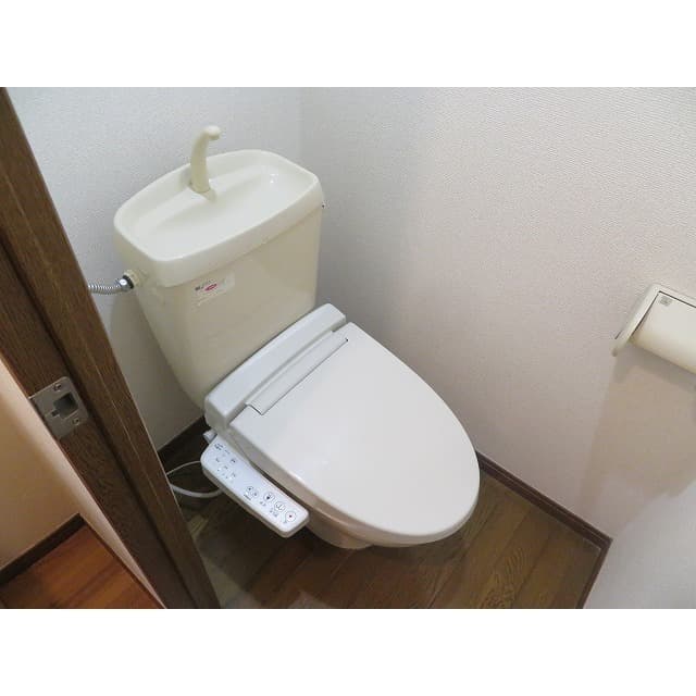Room image 11