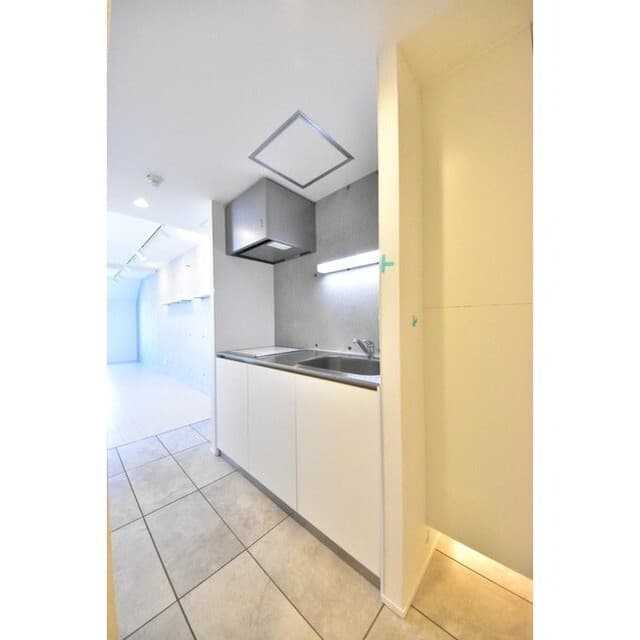 Room image 13