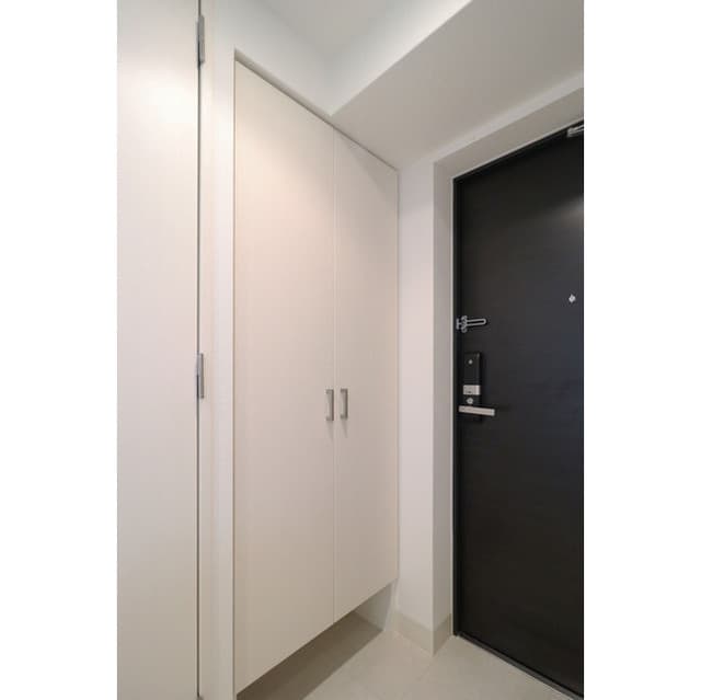 Room image 15