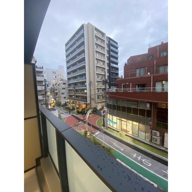 Room image 15