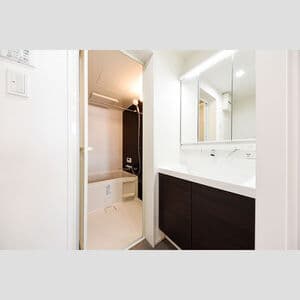 Room image 12