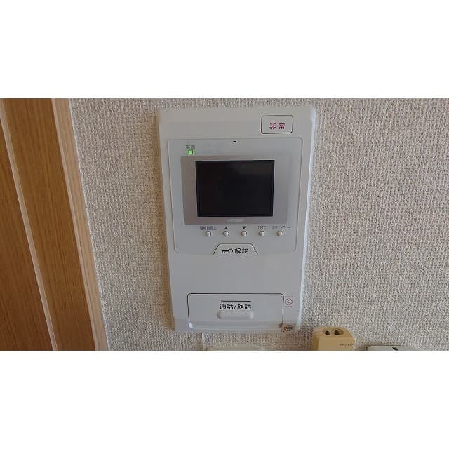 Room image 16