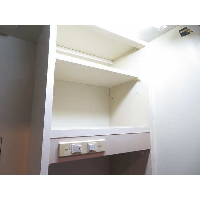 Room image 13