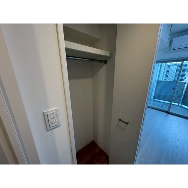 Room image 14
