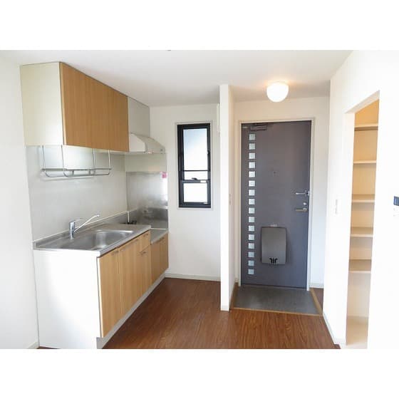 Room image 14