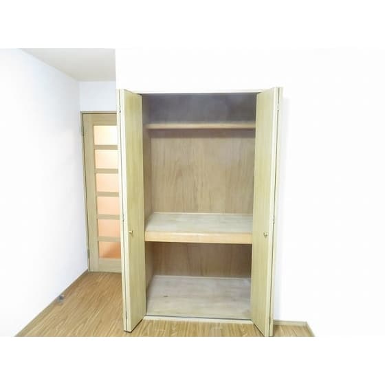 Room image 13