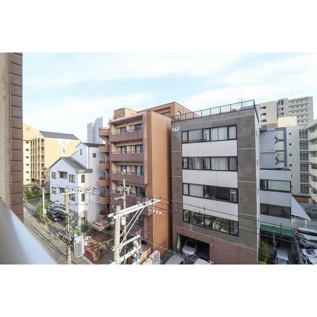 Room image 15